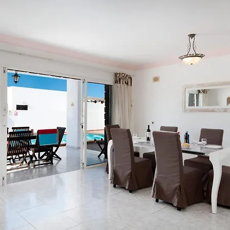Villa Volcan Salinas *